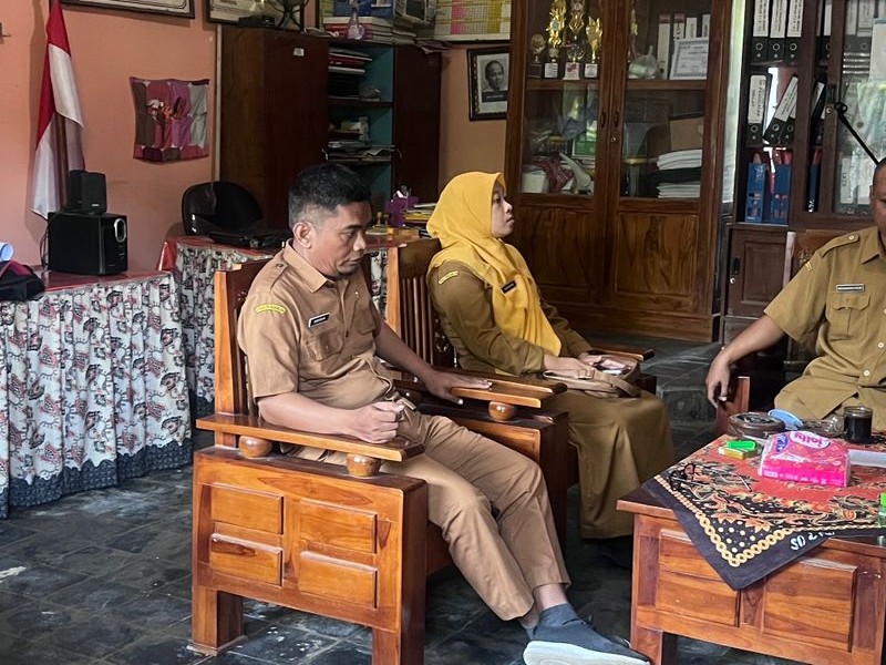 AGENDA RAPAT SEKOLAH