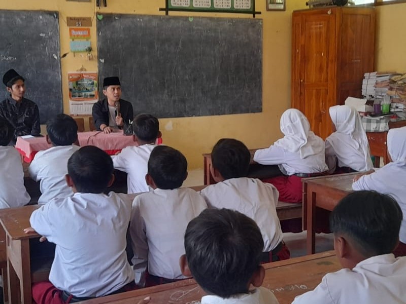 PEMBELAJARAN KEWAJIBAN DASAR UMAT ISLAM